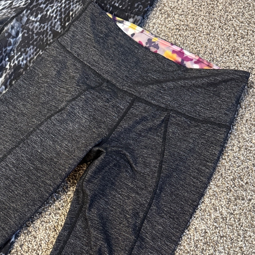 Athleta Women's Leggings Set - Black Pattern, Gray, and Floral - Picture 7 of 16